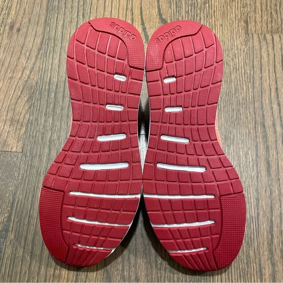 Adidas Sooraj running shoes in Glow Pink / Cloud White / Semi Coral EE9930 - Picture 10 of 11